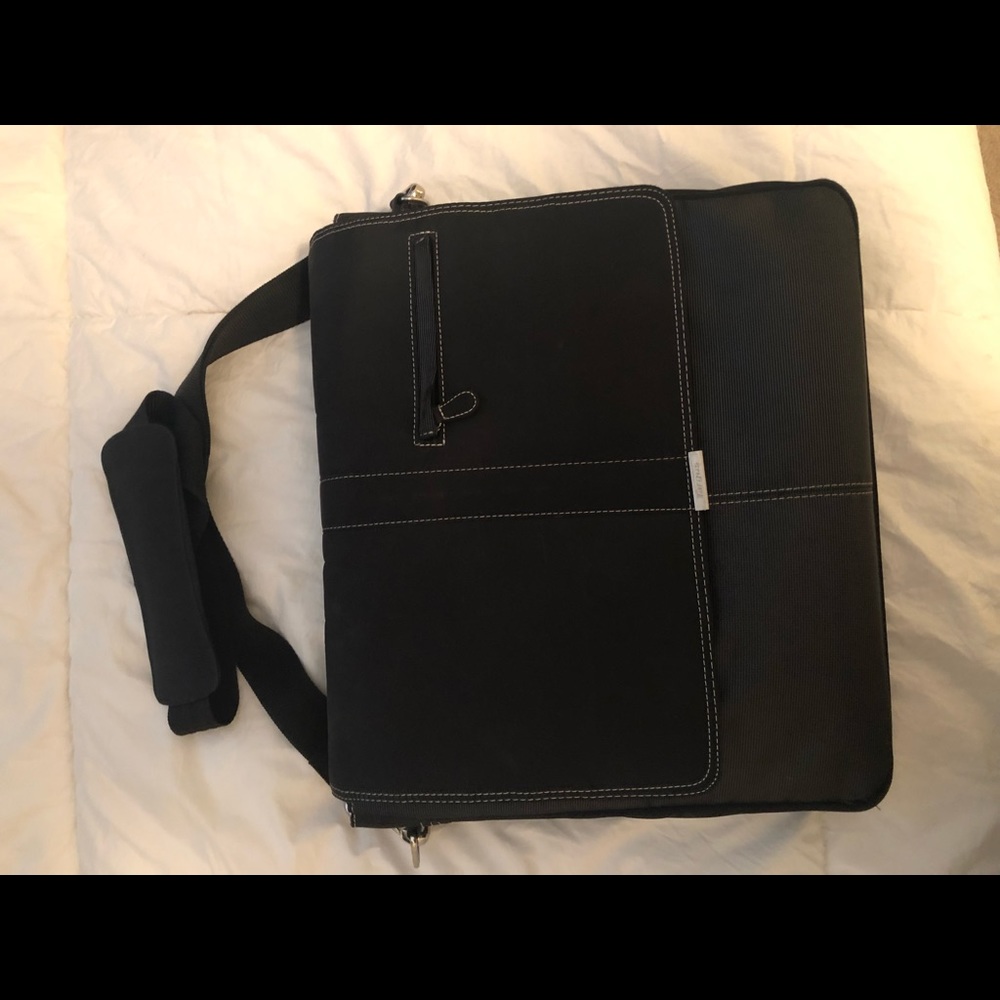 Laptop bag